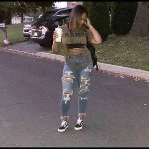 Meet your Posher, Melonie